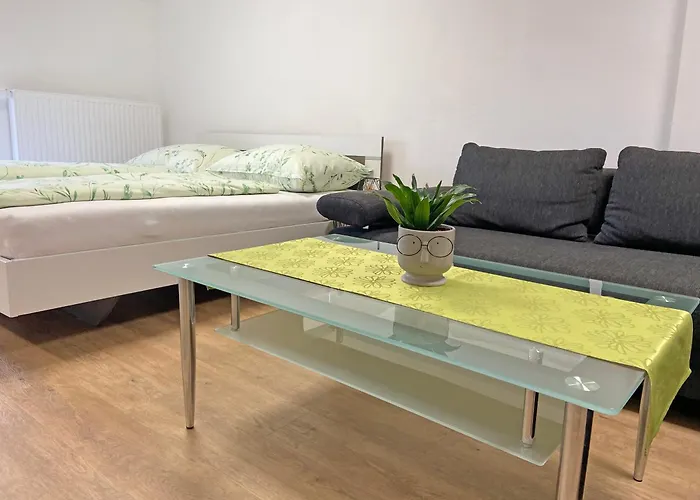 Ferien-Wohnung Fuer 1-4 Pers In Seenaehe
