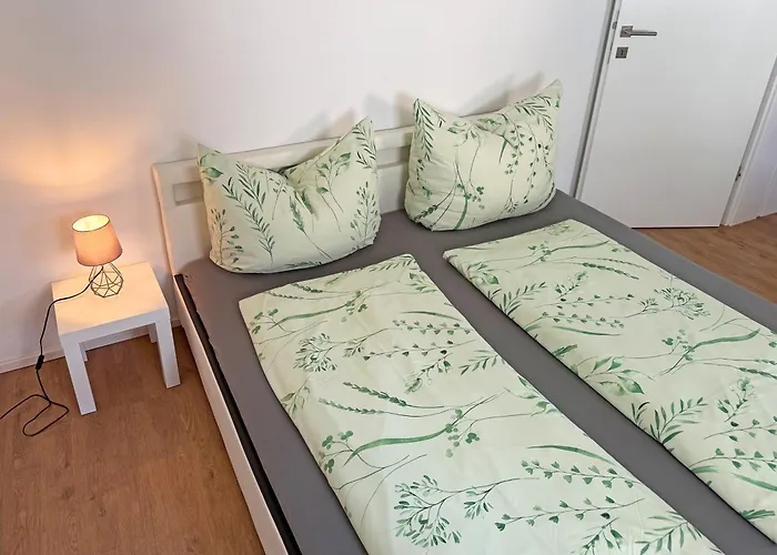 Ferien-Wohnung Fuer 1-4 Pers In Seenaehe